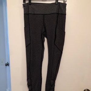 Lululemon leggings with pockets